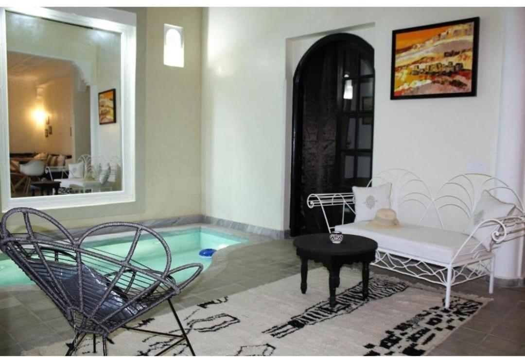 Riad Come & Va Marrakesh Bagian luar foto
