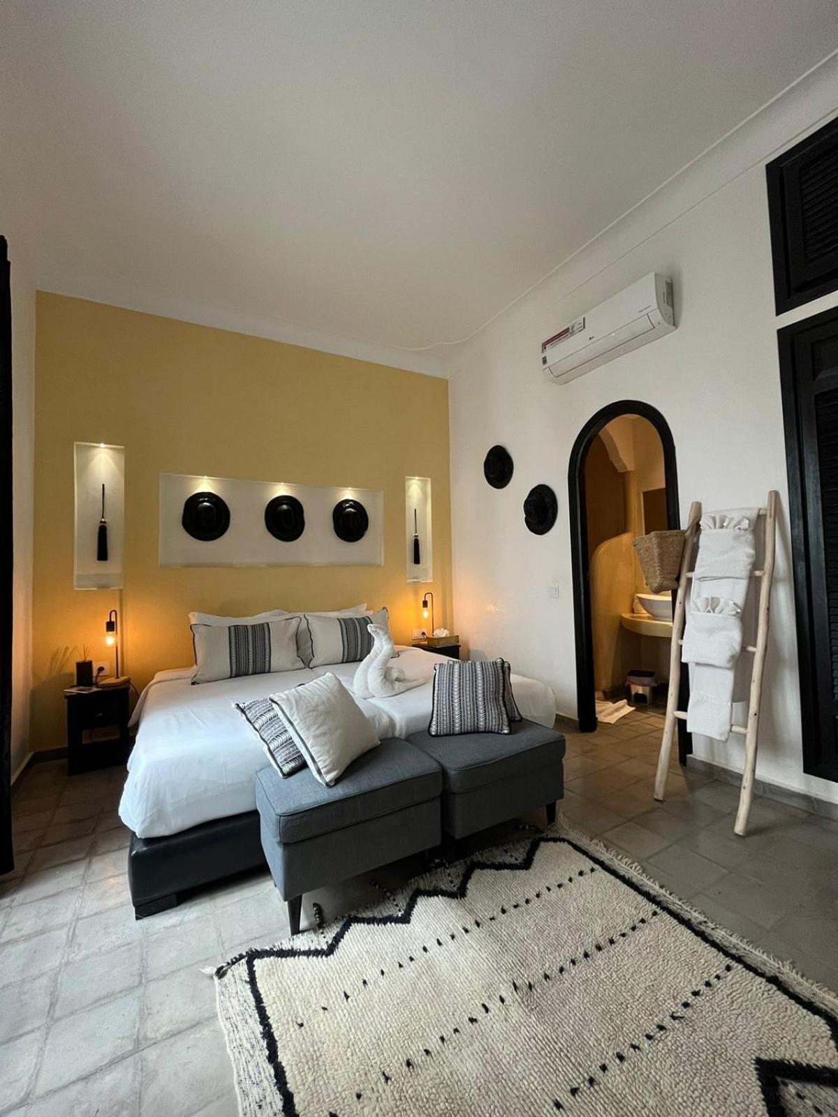 Riad Come & Va Marrakesh Bagian luar foto